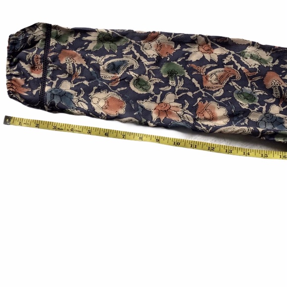 LUCKY Brand Floral Top Blouse Blue M EUC - Picture 9 of 14